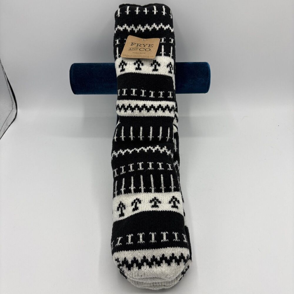 Frye and Co Home Sock Size 5-10 Black White Geometric Cozy Winter Comfort Socks
